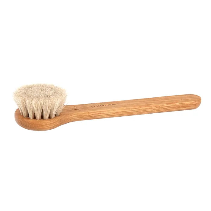 Iris Hantverk Face Brush For Wet Use Oak Handle With Horsehair Bristles