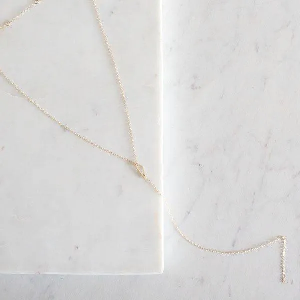 MINI SCALENE NECKLACE