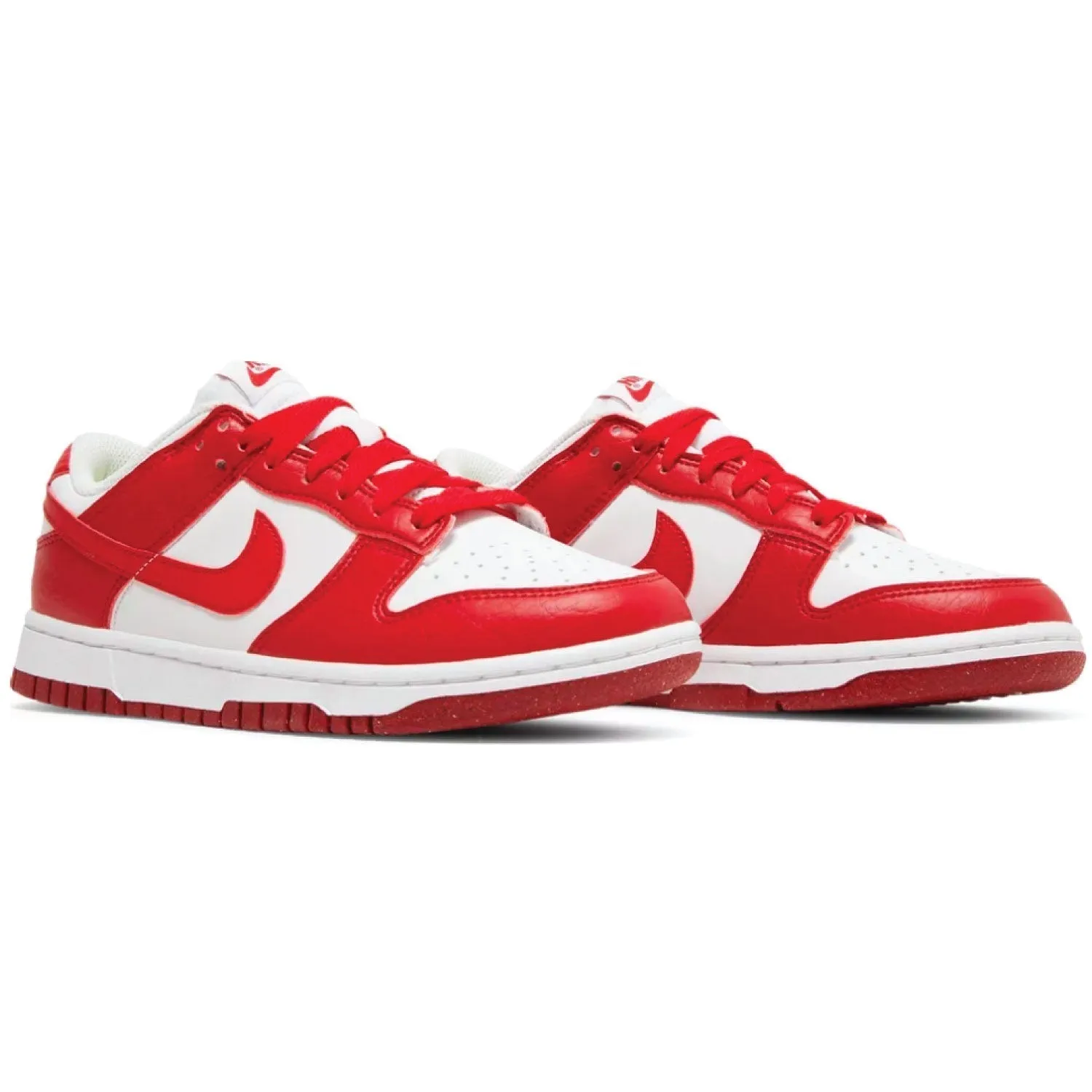 Wmns Dunk Low Next Nature 'Gym Red'