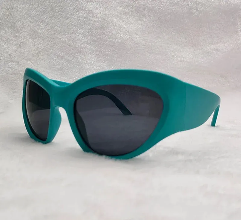 Women's Luxury Sport Punk Style Wrap-Around UV400 Eyewear Sunglasses